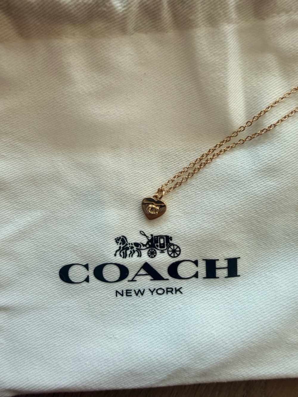 COACH Gold Heart Pendant Necklace - NWT - Picture 2 of 4